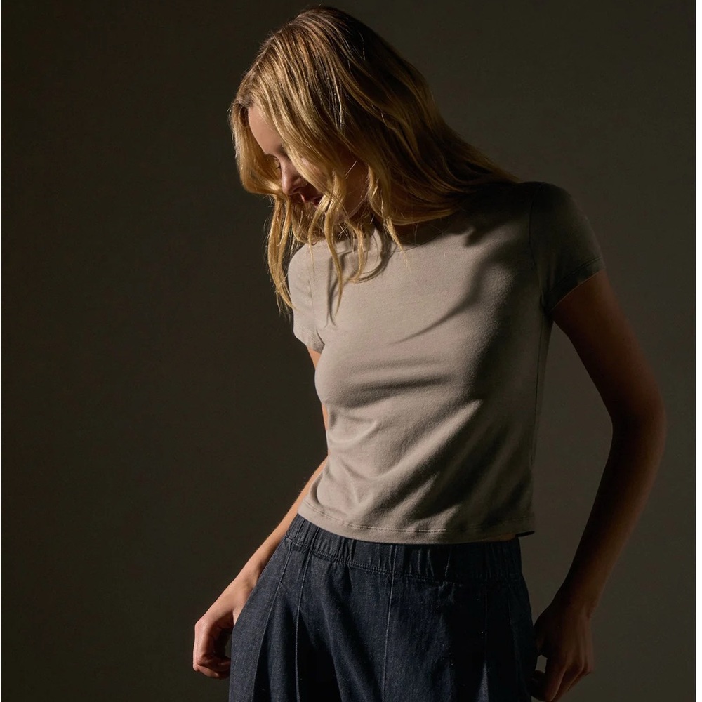 James Perse SHORT SLEEVE CROPPED TEE